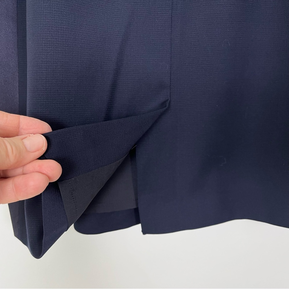 Boss Navy Blue Classic Minimalist Wool Pencil Skirt Lined‎ Size 4 Back Slit - Picture 6 of 12